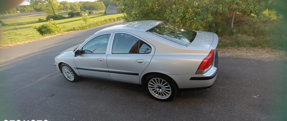 Volvo S60 cena 14900 przebieg: 153000, rok produkcji 2001 z Mordy małe 79